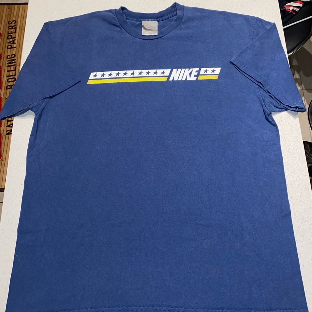 Nike sportswear tee